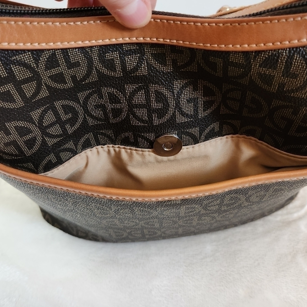 GIANI Bernini Block Signature Faux Leather Hobo Shoulder Bag Purse - Picture 5 of 16